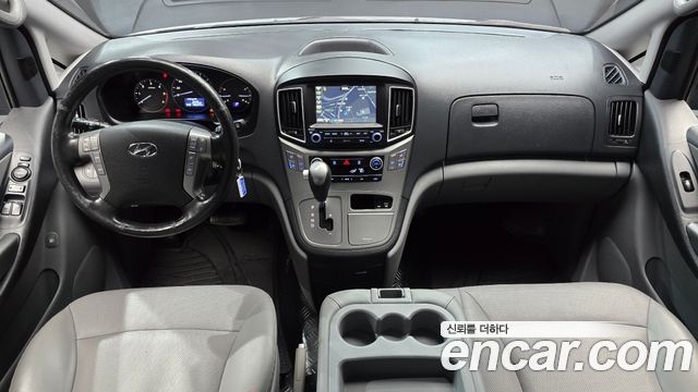 Hyundai Starex 2019 — photo 7