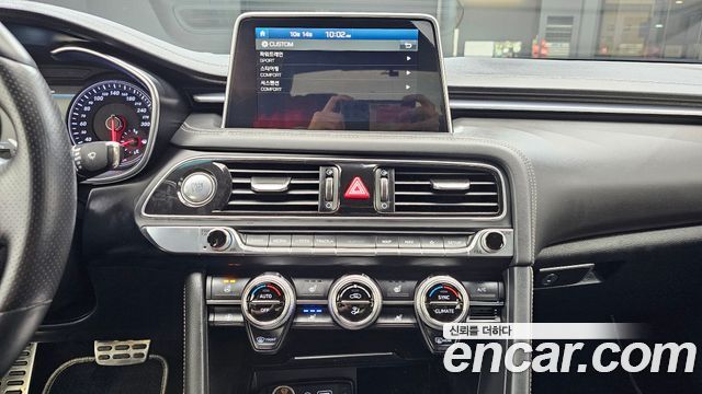 Genesis G70 2019 — photo 20