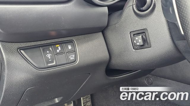 Genesis G70 2019 — photo 22