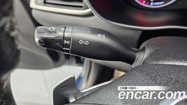Genesis G70 2019 — photo 25