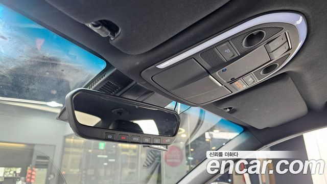 Genesis G70 2019 — photo 27