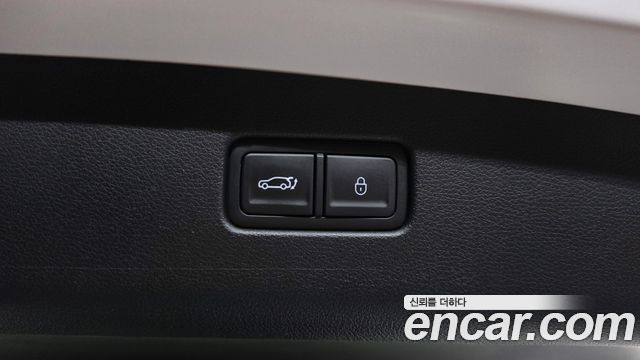 Genesis GV70 2025 — photo 23