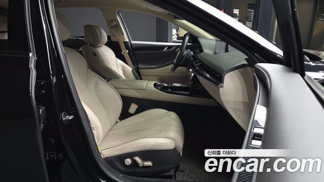 Genesis G80 2021 — photo 17