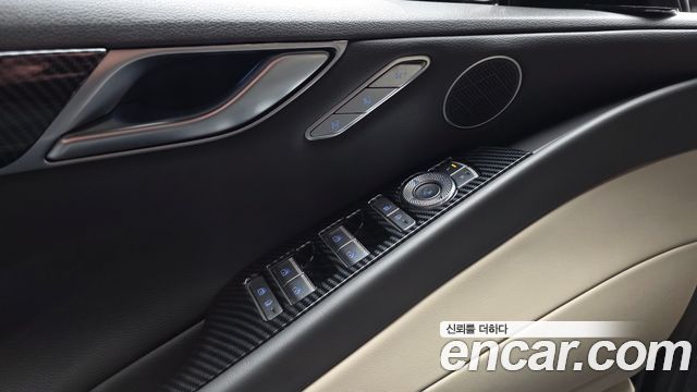 Genesis G80 2021 — photo 29