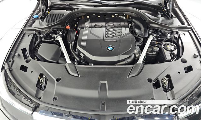 BMW Gran Turismo 2024 — photo 6
