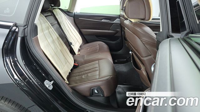 BMW Gran Turismo 2024 — photo 17