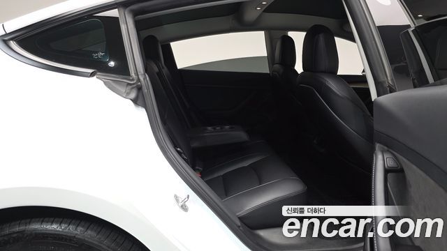 Tesla Model 3 2022 — photo 17