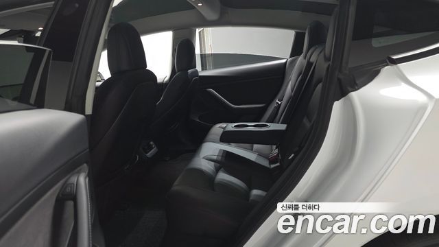 Tesla Model 3 2022 — photo 18