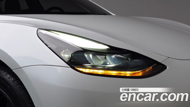 Tesla Model 3 2022 — photo 8