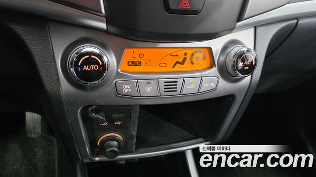 KG Mobility KORANDO 2015 — photo 23