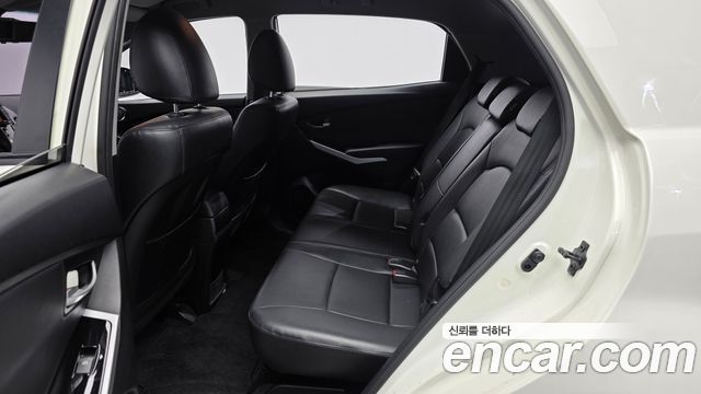 KG Mobility KORANDO 2015 — photo 16