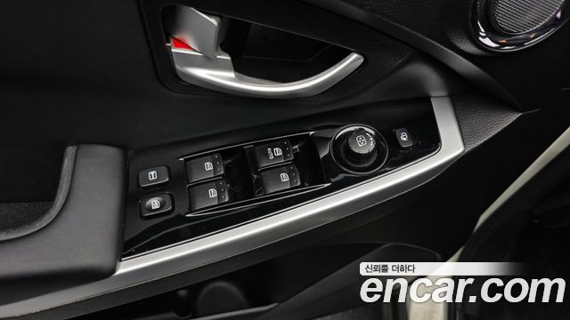 KG Mobility KORANDO 2015 — photo 27