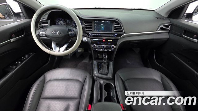 Hyundai AVANTE 2020 — photo 7
