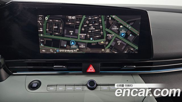 Hyundai AVANTE 2025 — photo 20