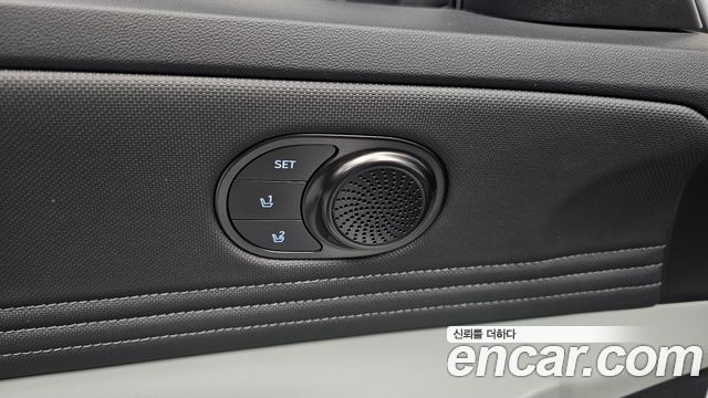 Hyundai AVANTE 2025 — photo 28