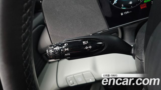 Hyundai AVANTE 2025 — photo 30