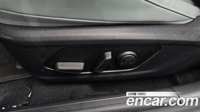 Hyundai AVANTE 2025 — photo 32