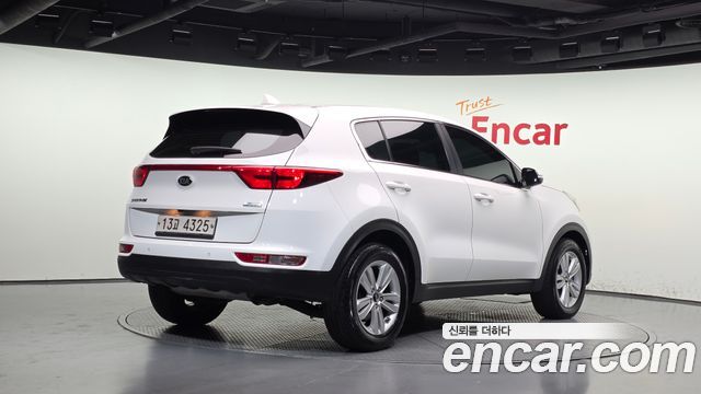 Kia Sportage 2017 — photo 2