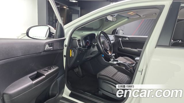 Kia Sportage 2017 — photo 13