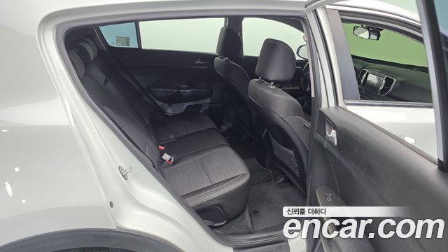 Kia Sportage 2017 — photo 18