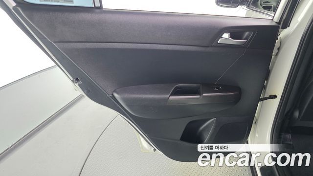 Kia Sportage 2017 — photo 15