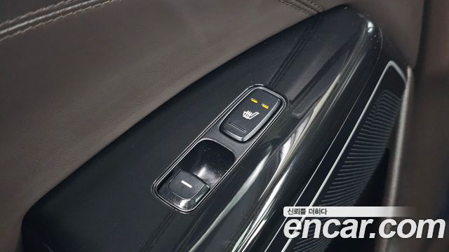 Kia K7 2016 — photo 17