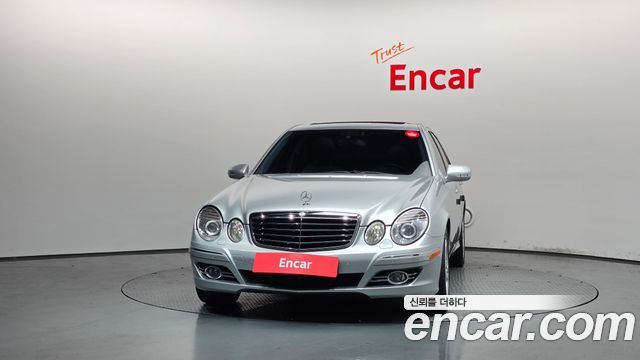 Mercedes-Benz E-Class 2008 — photo 3