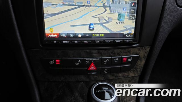 Mercedes-Benz E-Class 2008 — photo 16