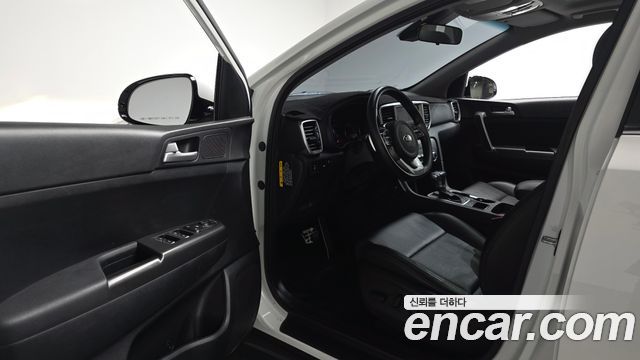 Kia Sportage 2019 — photo 13