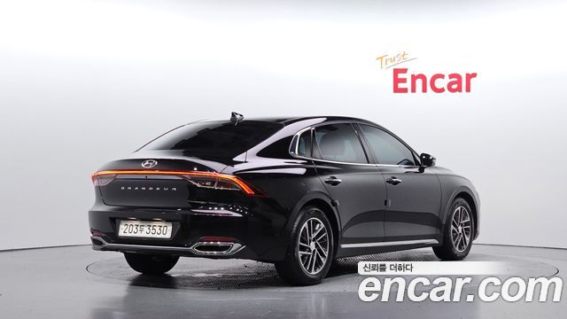 Hyundai Grandeur 2023 — photo 2