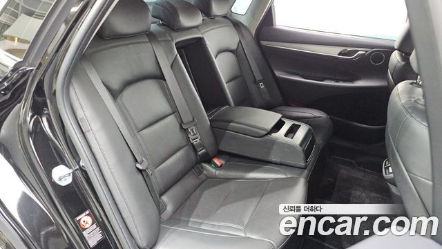Hyundai Grandeur 2023 — photo 24