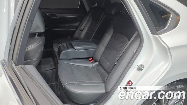 Hyundai Grandeur 2019 — photo 11