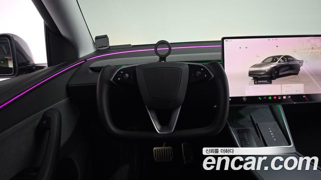 Tesla Model Y 2025 — photo 17