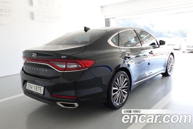 Hyundai Grandeur 2018 — photo 2