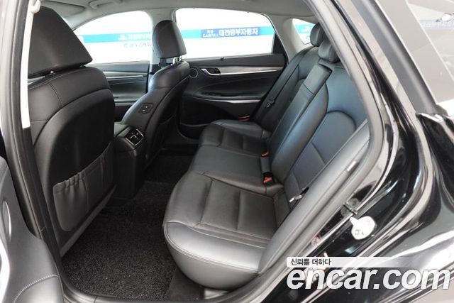 Hyundai Grandeur 2018 — photo 11