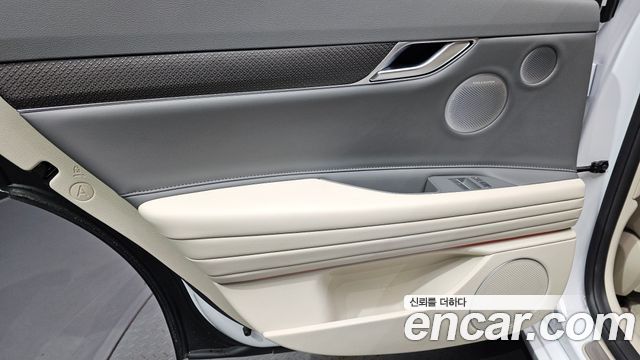 Genesis G80 2025 — photo 15