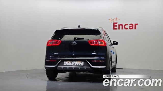 Kia Niro 2018 — photo 4