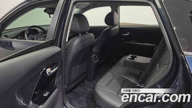 Kia Niro 2018 — photo 12