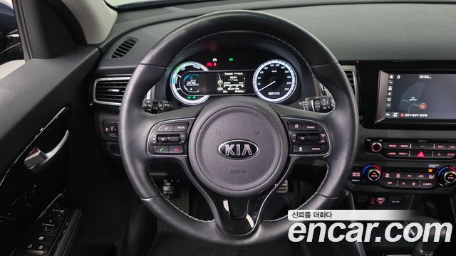 Kia Niro 2018 — photo 15
