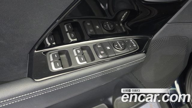 Kia Niro 2018 — photo 20