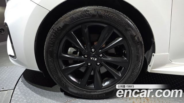 Kia Canival 2019 — photo 5