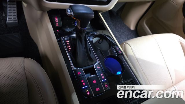 Kia Canival 2019 — photo 12