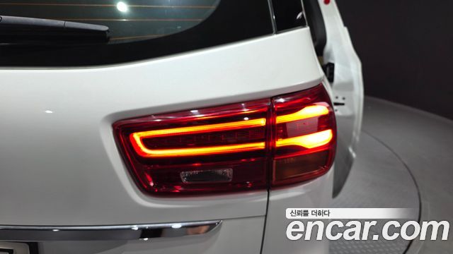 Kia Canival 2019 — photo 9