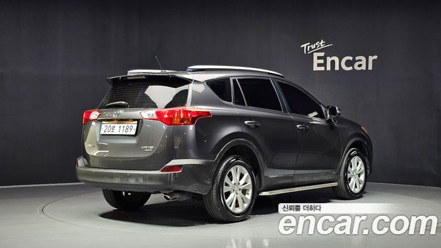 Toyota RAV4 2014 — photo 2