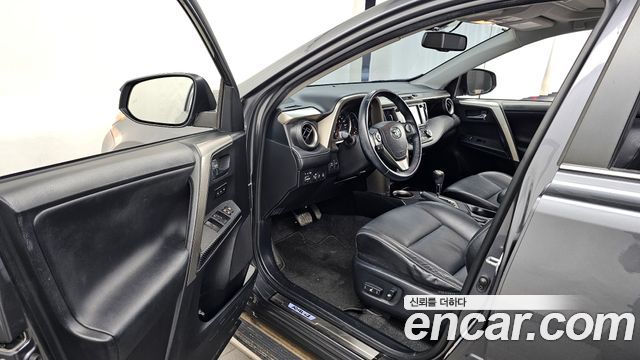 Toyota RAV4 2014 — photo 10