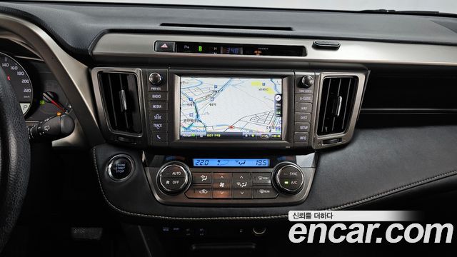 Toyota RAV4 2014 — photo 14