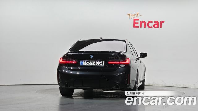 BMW 3-Series 2023 — photo 4