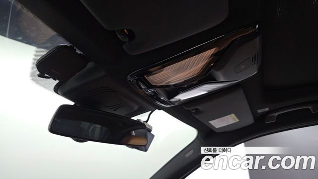 BMW 3-Series 2023 — photo 28