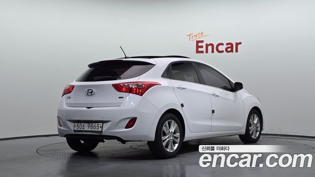 Hyundai i30 2014 — photo 2