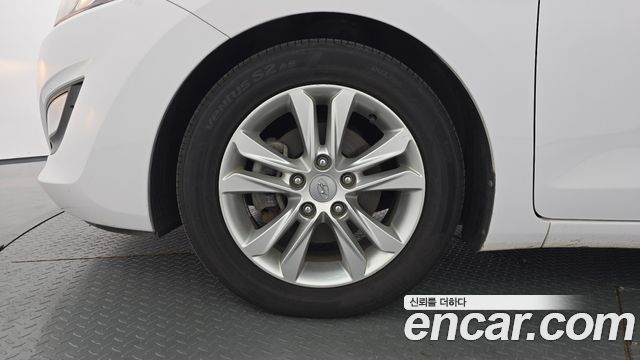 Hyundai i30 2014 — photo 5